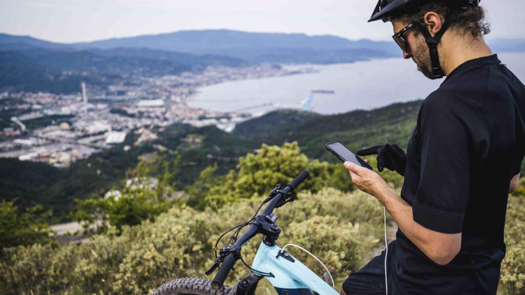 Cycling Navigation Apps for E-Bike Tours
