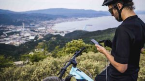 Cycling Navigation Apps for E-Bike Tours